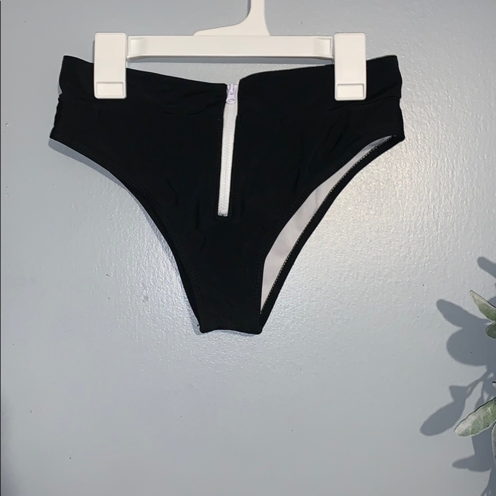 cute swimsuits bottom!!